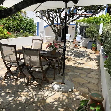 Апартаменты Casa Do Mar - Praia Das Macas - Studio Camelia Коларес