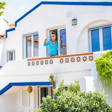 Апартаменты Casa Do Mar - Praia Das Macas - Studio Camelia *